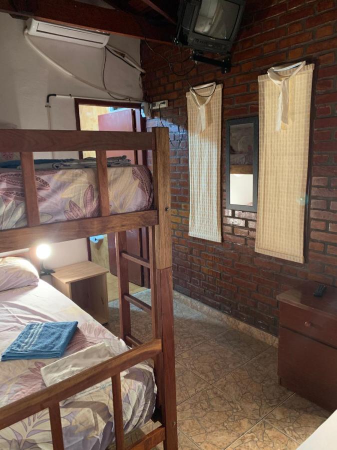 Litt Iguazu Hostal Пуэрто-Игуасу Экстерьер фото