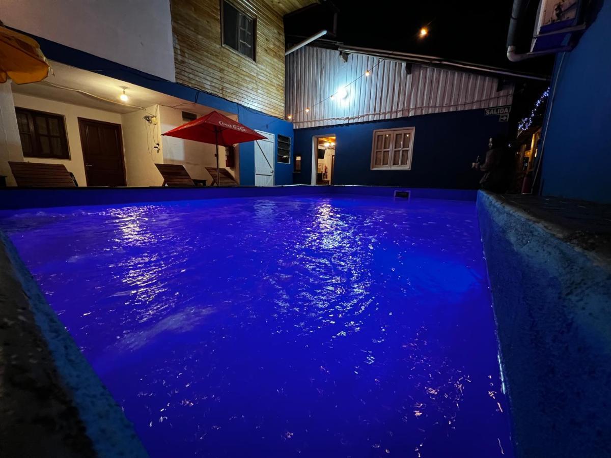 Litt Iguazu Hostal Пуэрто-Игуасу Экстерьер фото