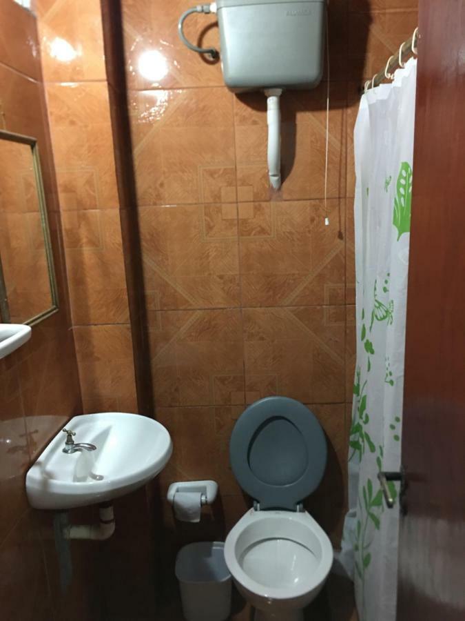 Litt Iguazu Hostal Пуэрто-Игуасу Экстерьер фото