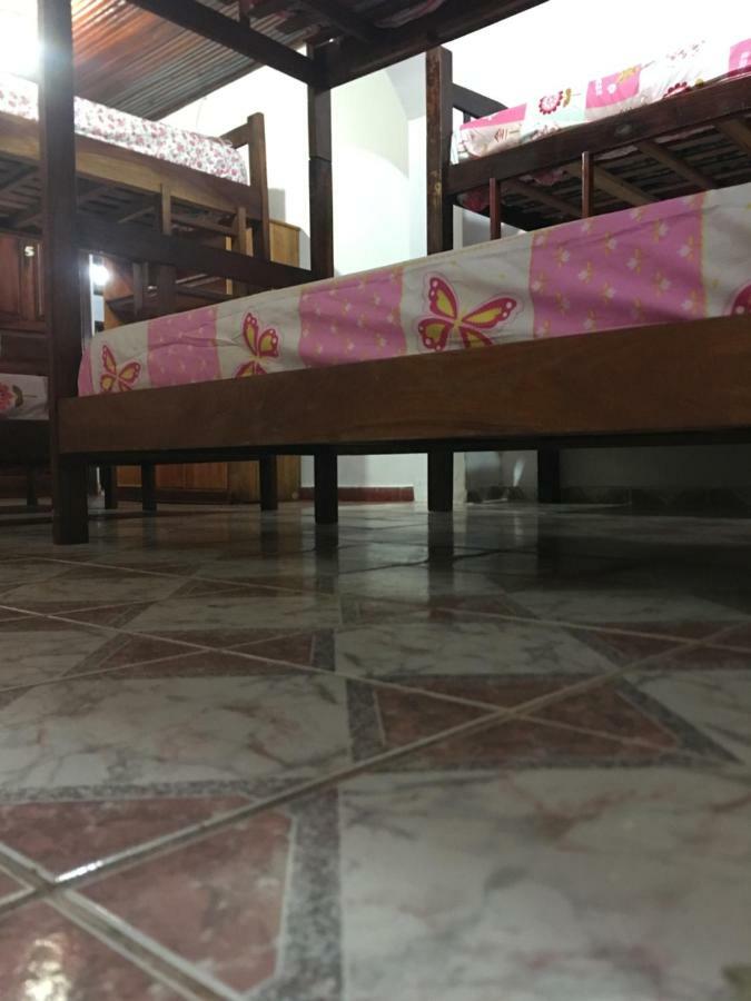 Litt Iguazu Hostal Пуэрто-Игуасу Экстерьер фото